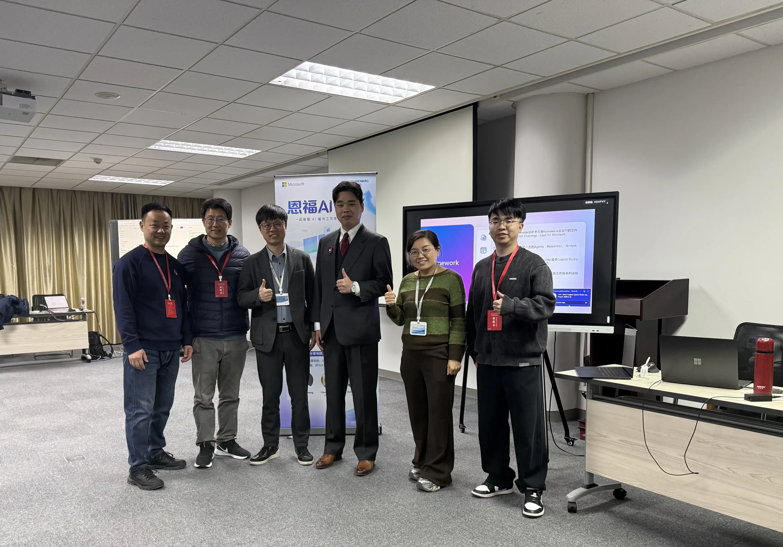 Unsealed 22:从SEO实习生到AI架构师的底层重构与变轨记录 | 夏逸凡的23岁